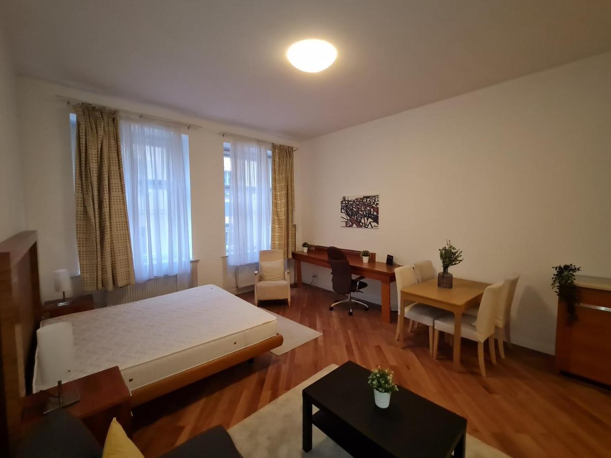 Astronomical Clock Apartments 프라하 외부 사진